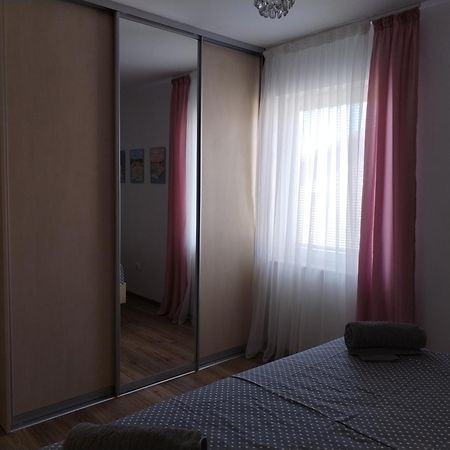 Family Apartment B&B Biograd Na Moru Extérieur photo