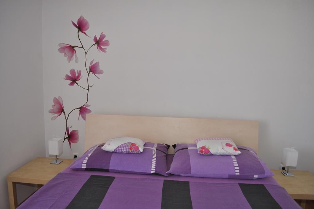 Family Apartment B&B Biograd Na Moru Extérieur photo